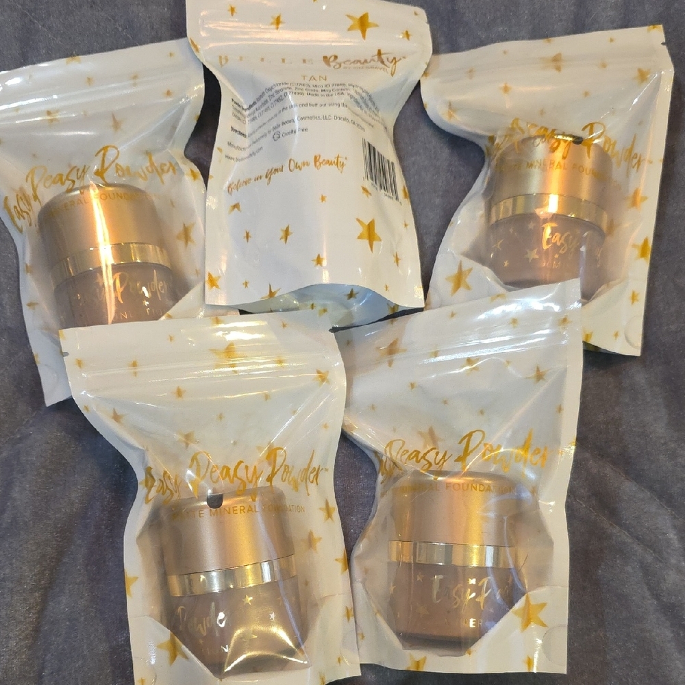 Belle by Kim Gravel Easy Peasy Powder Foundation - Tan